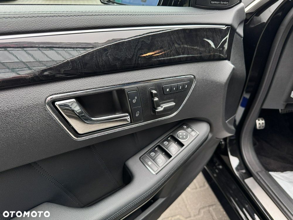 Mercedes-Benz Klasa E - 17