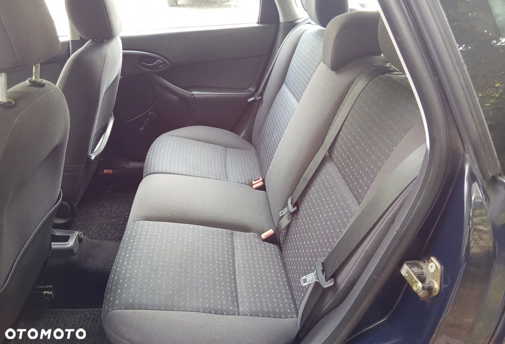 Ford Focus 1.6 16V Trend - 7