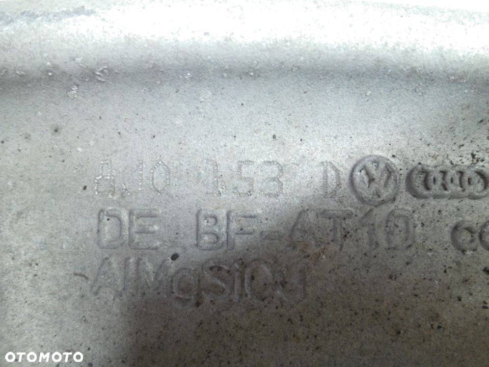 AUDI TT 8J0 WAHACZ PRZEDNI LEWY 8J0153D - 2