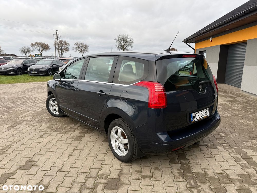 Peugeot 5008 - 4