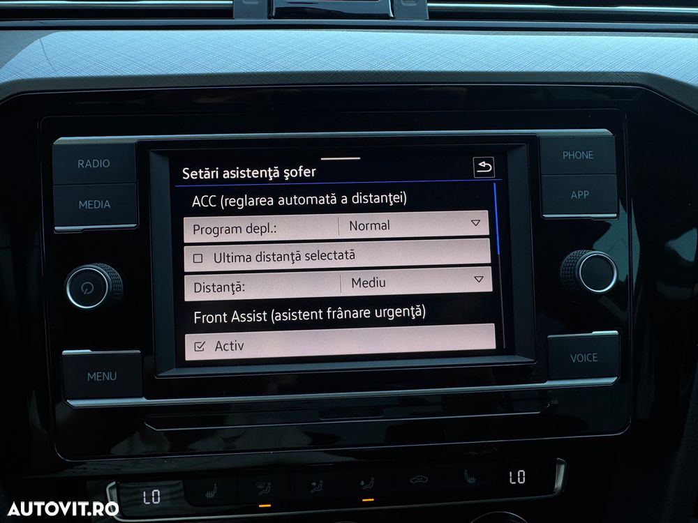 Volkswagen Passat - 20