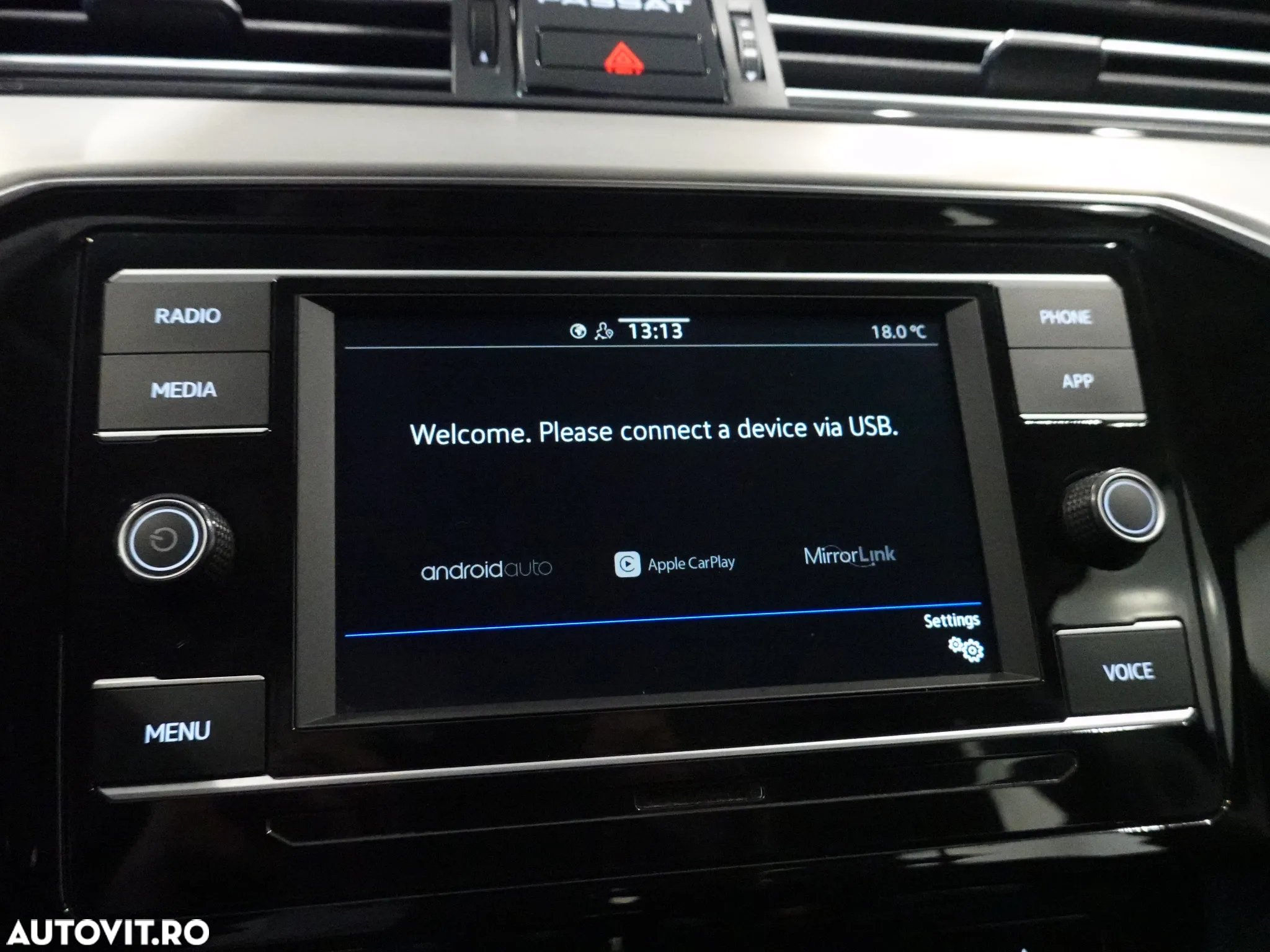 Volkswagen Passat - 24