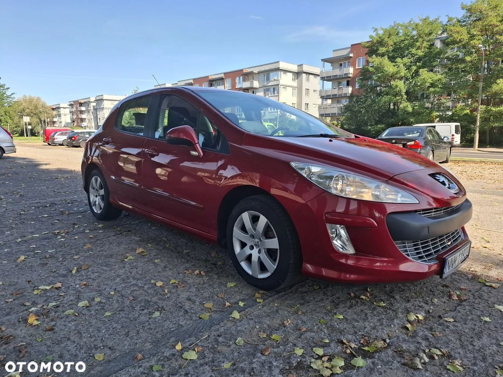 Peugeot 308 - 1