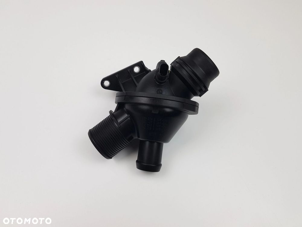 Termostat Obudowa termostatu BMW X1 E84 F10 F30 N20 2.0i 8635689 - 7