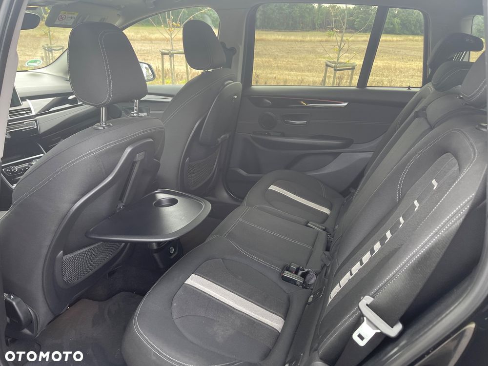 BMW Seria 2 220d Gran Tourer - 8