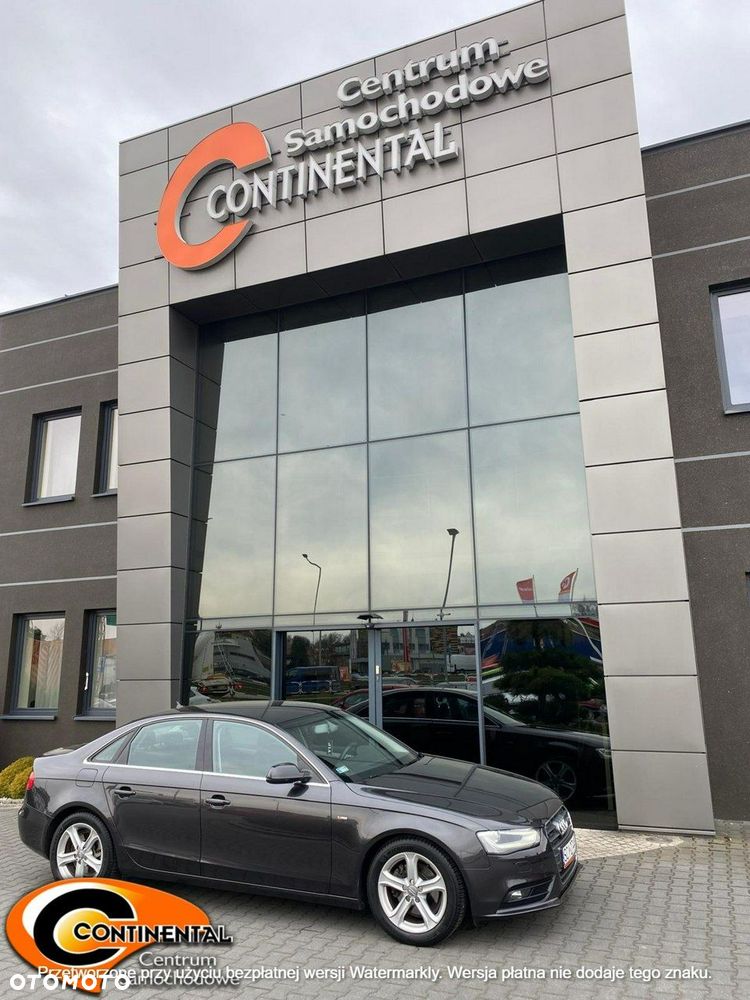 Audi A4 Limousine - 17