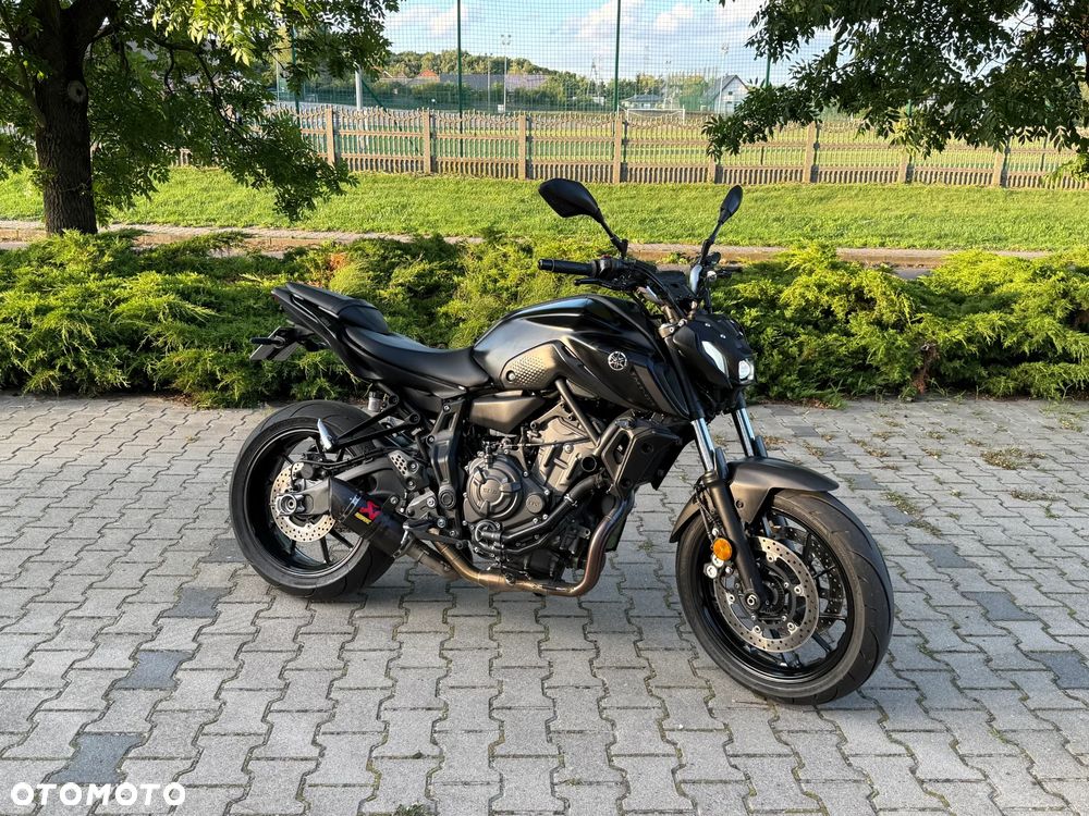 Yamaha MT - 2