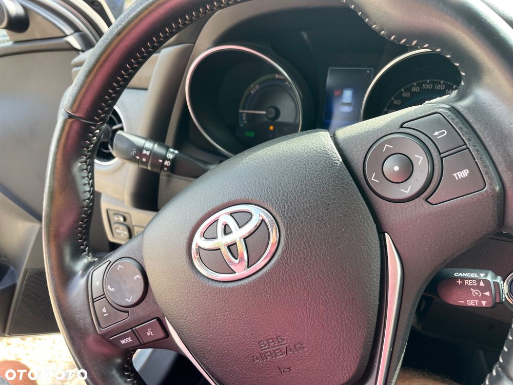 Toyota Auris - 25