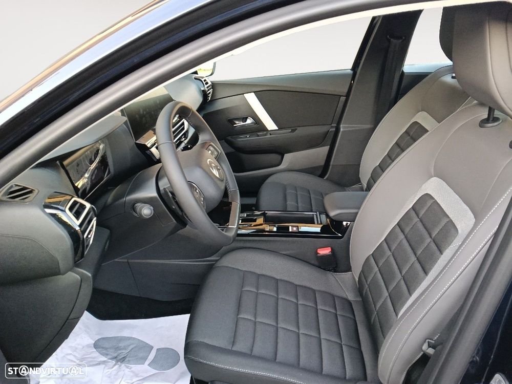 Citroën C4 1.2 PureTech Plus EAT8 - 9