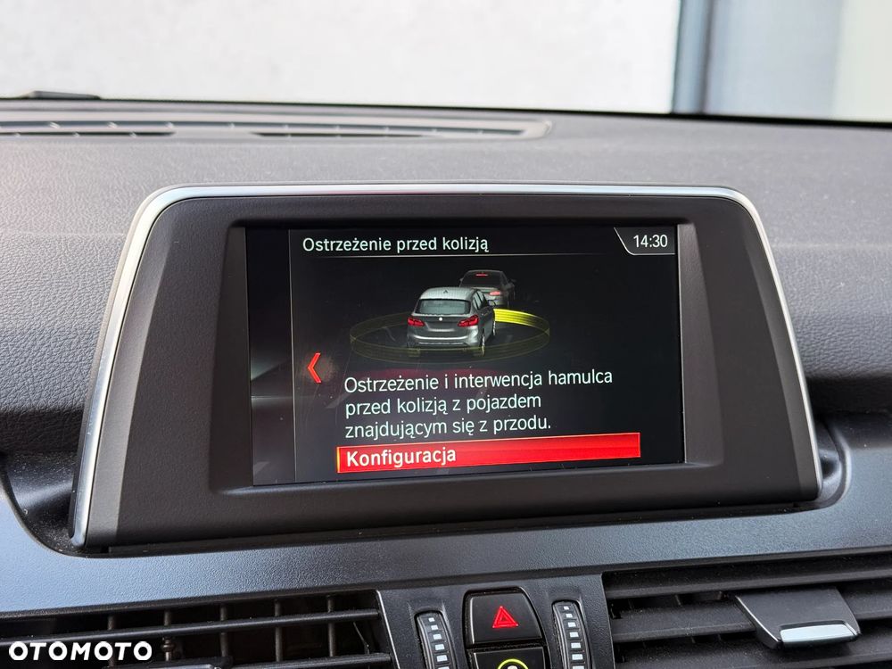 BMW Seria 2 218i - 33
