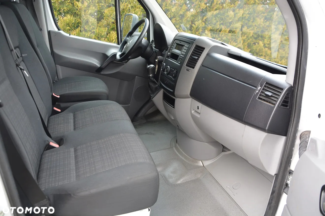 Mercedes-Benz Sprinter - 4