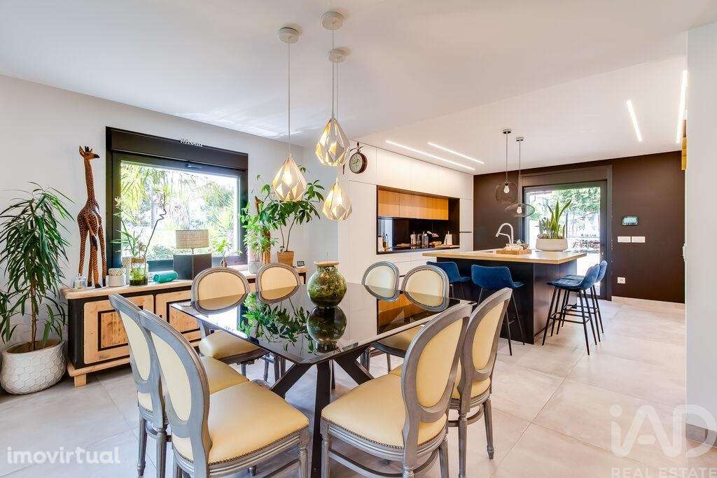 Casa / Villa T4 em Guia, Ilha e Mata Mourisca de 438,00 m2 - Grande imagem: 3/26