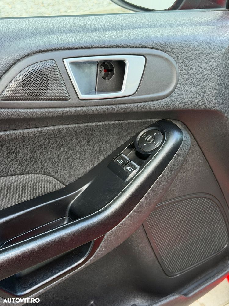 Ford Fiesta 1.25 Trend - 10