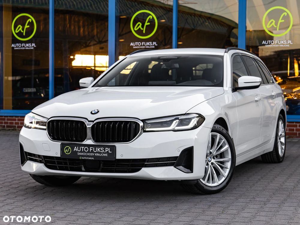 BMW Seria 5 520d xDrive Sport