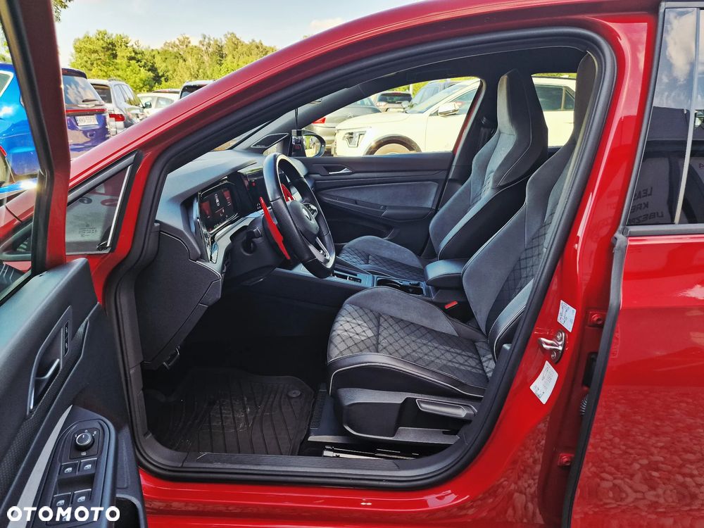 Volkswagen Golf 1.5 eTSI EVO R-Line DSG - 10