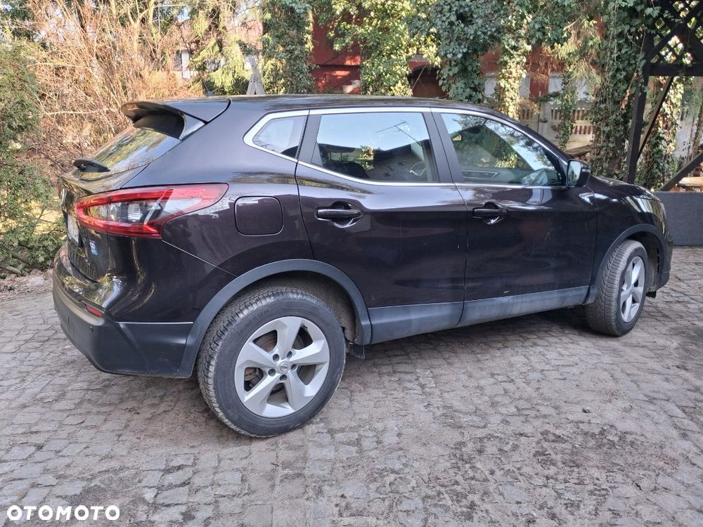 Nissan Qashqai 1.3 DIG-T N-Connecta DCT - 3