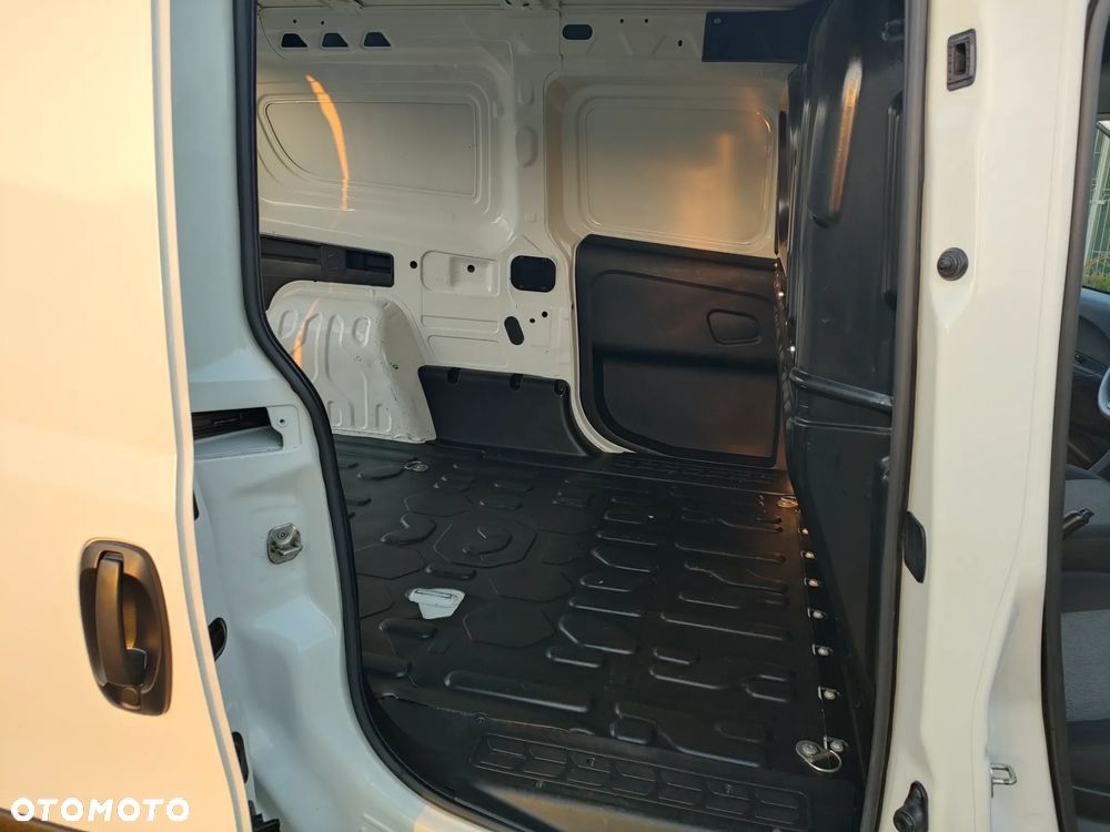 Fiat DOBLO MAXI - 29