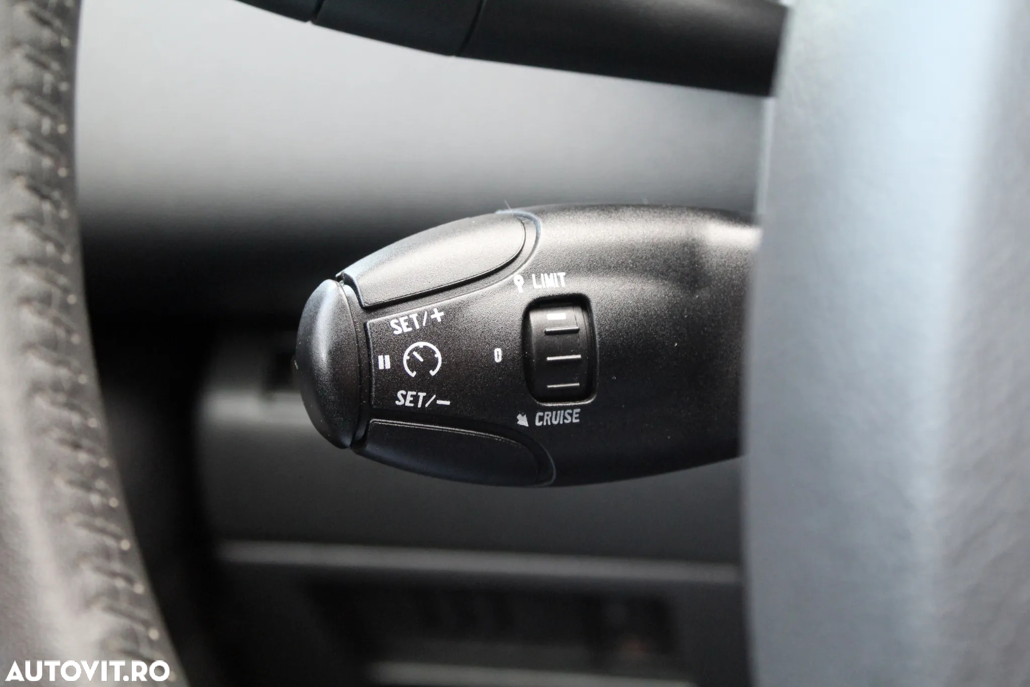 Peugeot 5008 HDI FAP 115 Allure - 16