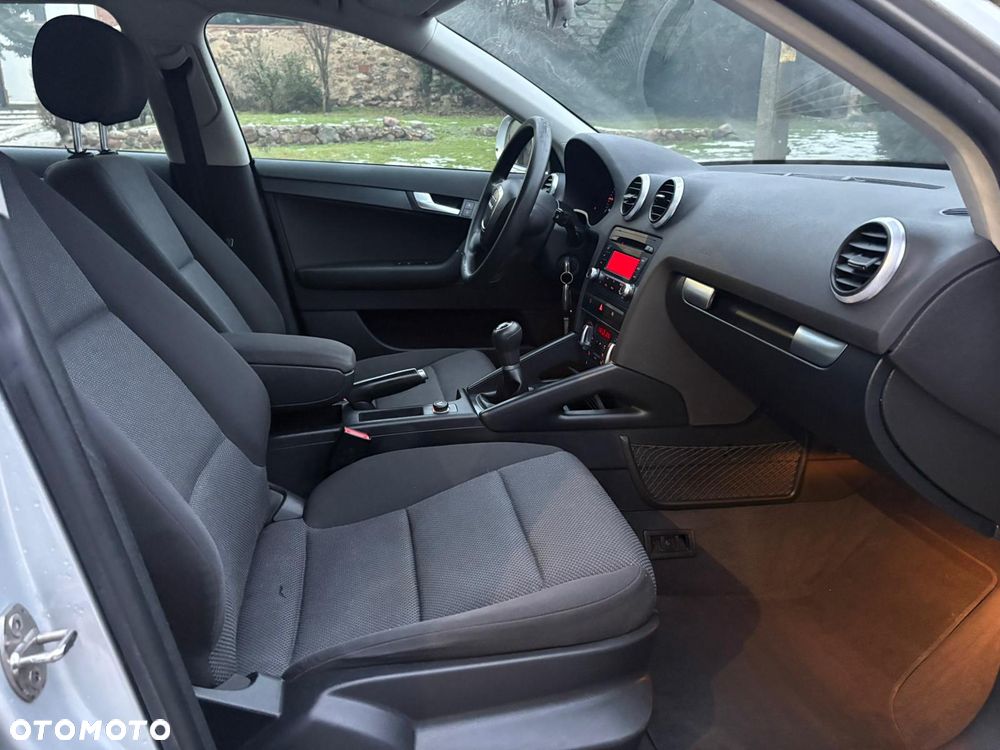 Audi A3 Sportback - 10