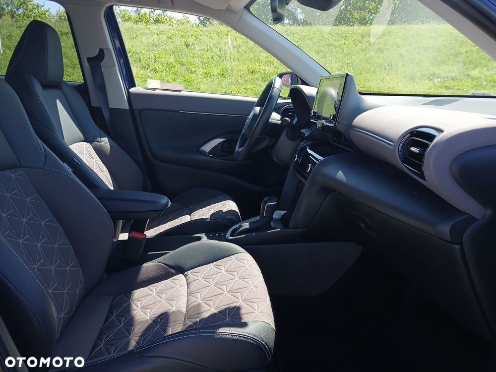 Toyota Yaris Cross - 13