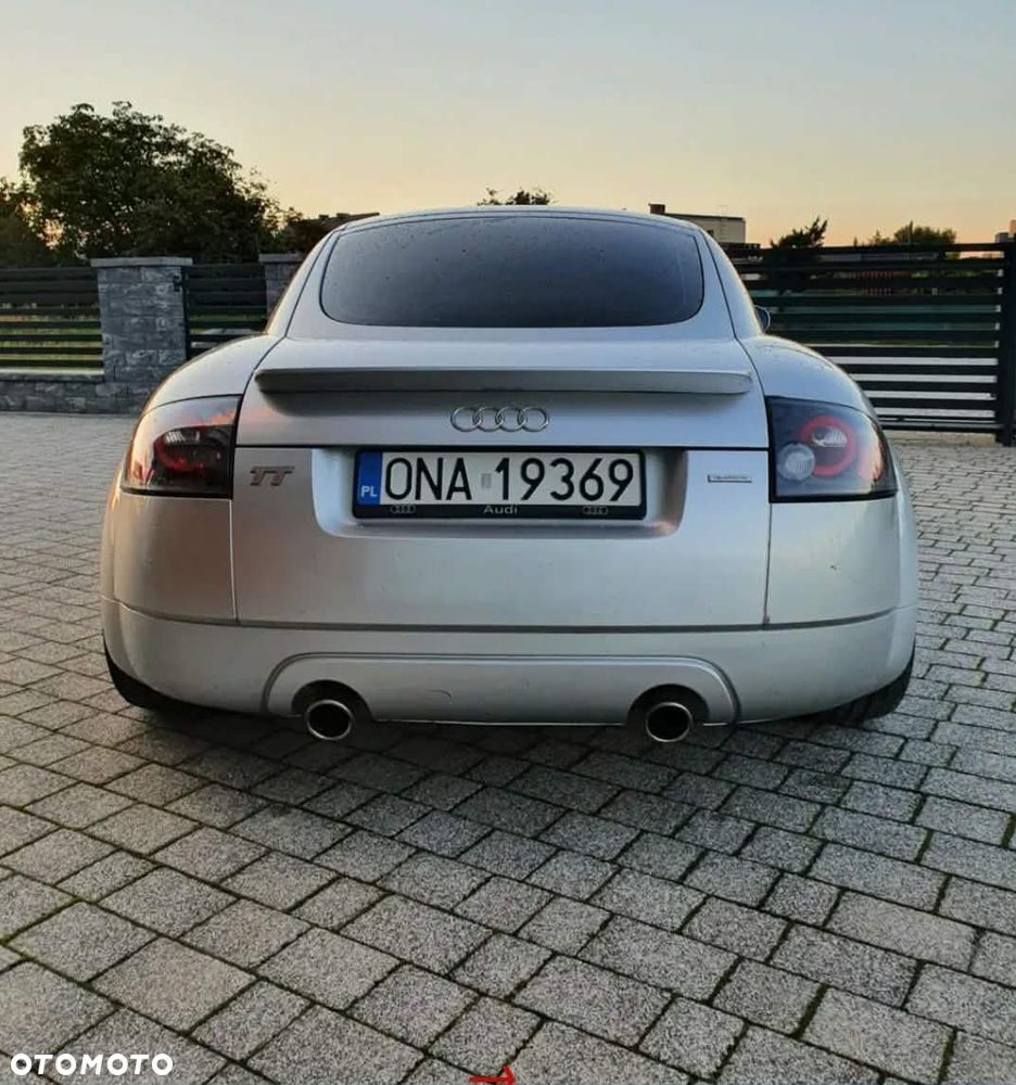 Audi TT Coupé 1.8 T quattro - 10