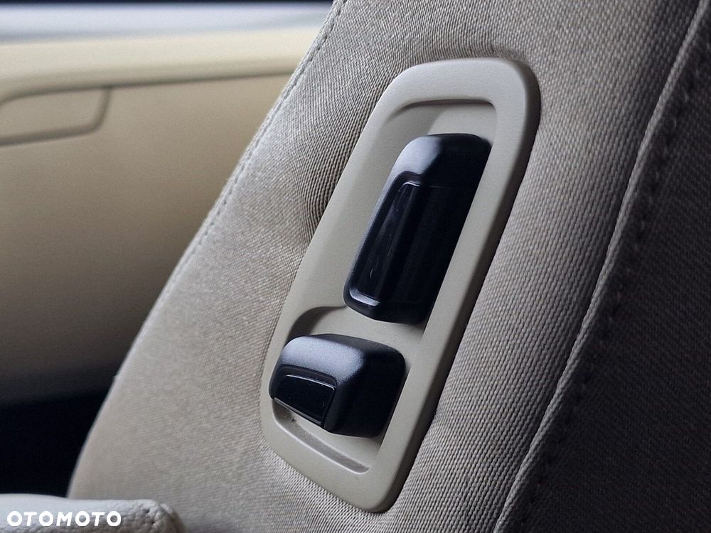 Skoda Superb 2.0 TDI SCR Style DSG - 17