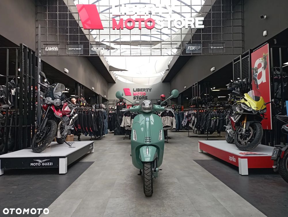 Vespa Primavera - 2