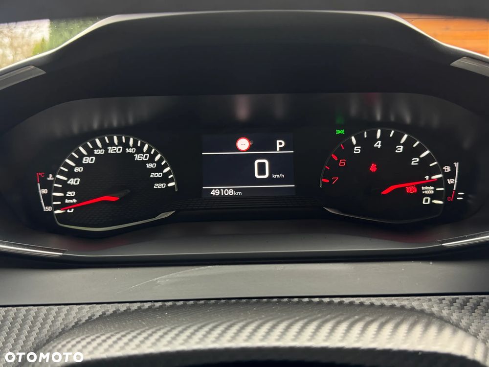 Peugeot 2008 1.2 PureTech Allure S&S EAT8 - 21