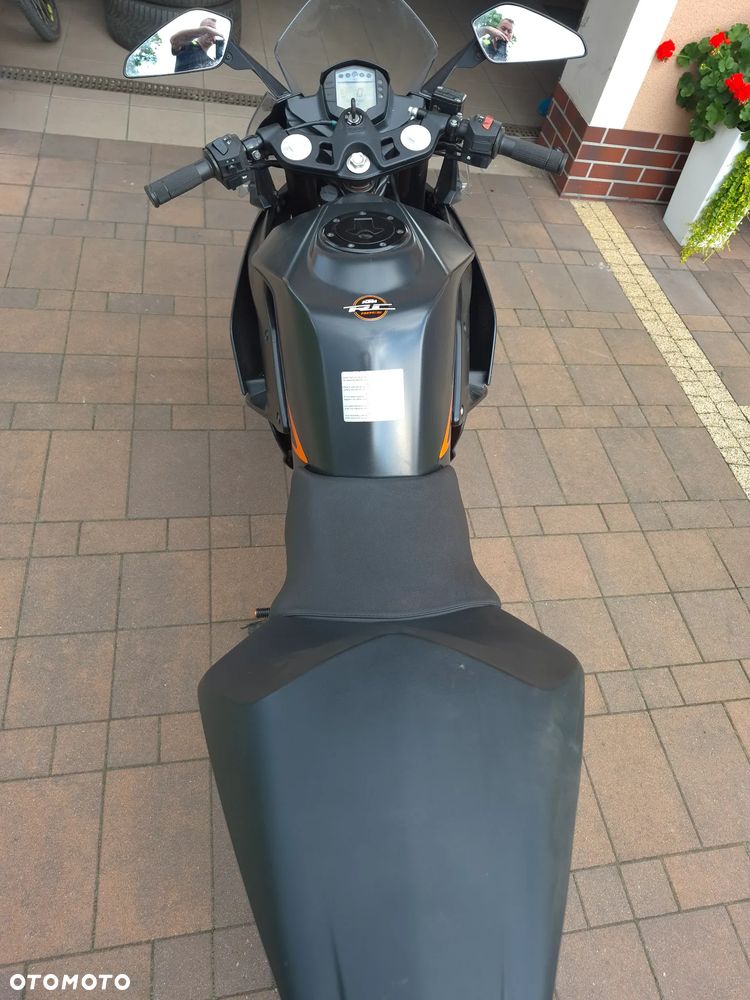 KTM RC 125 - 7
