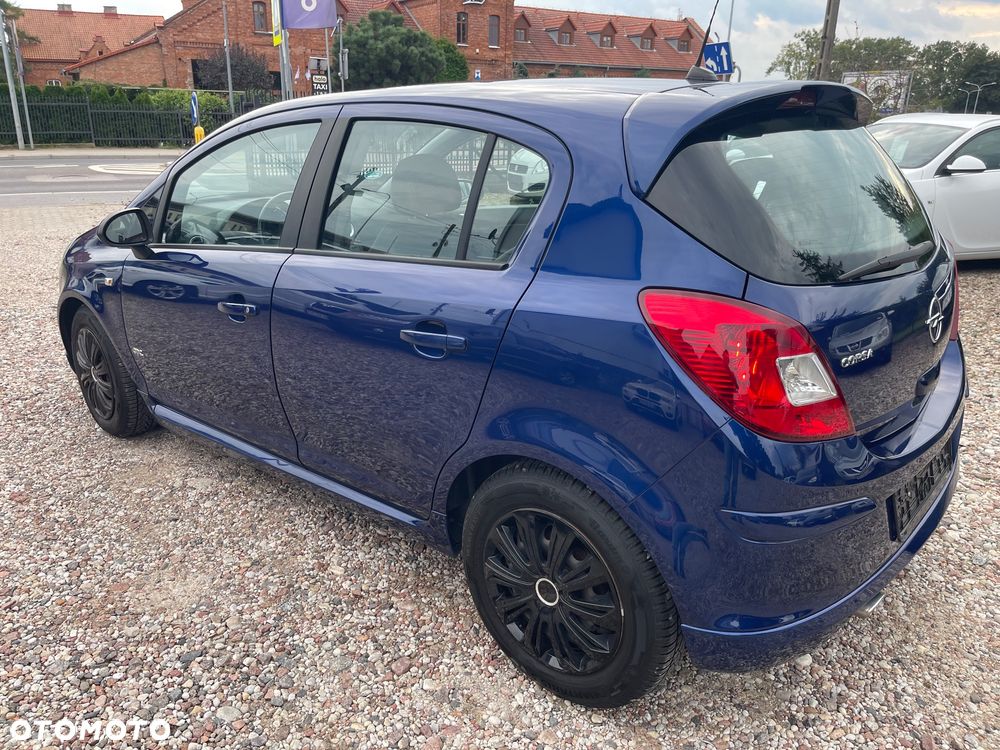Opel Corsa 1.2 16V Enjoy - 10