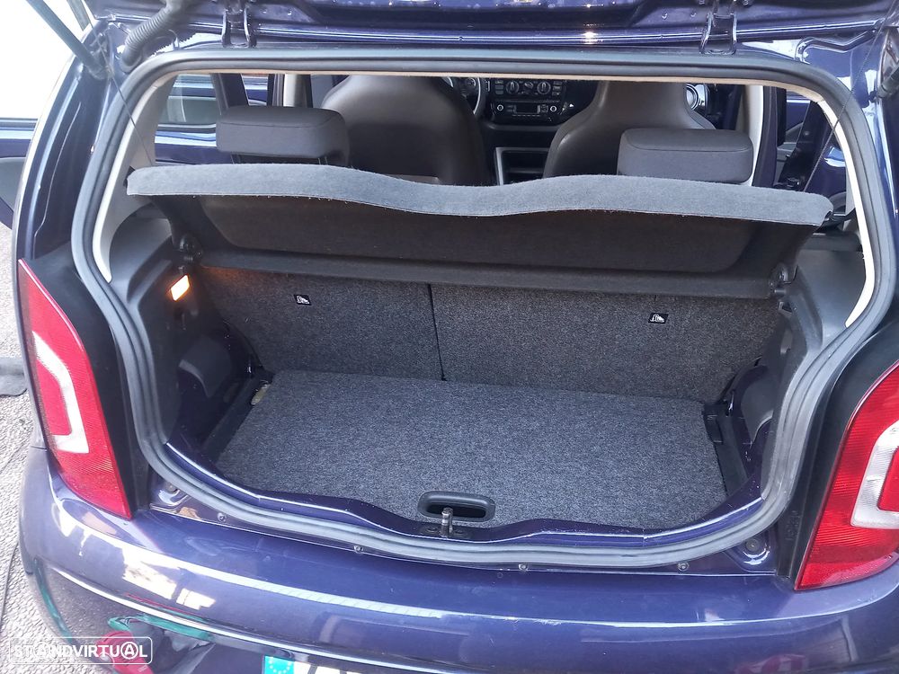 VW Up! - 16