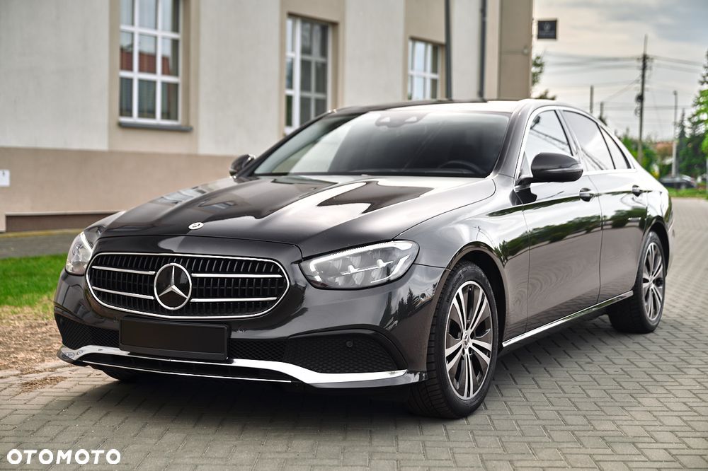 Mercedes-Benz Klasa E 220 d 9G-TRONIC - 4