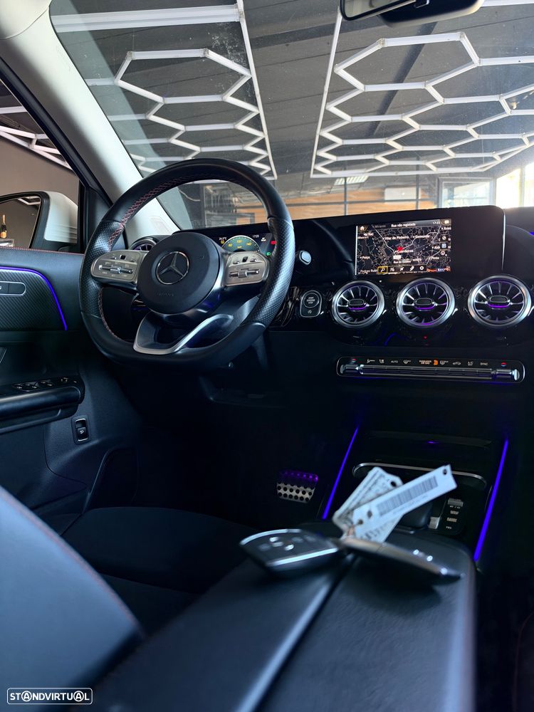 Mercedes-Benz GLA 200 - 10
