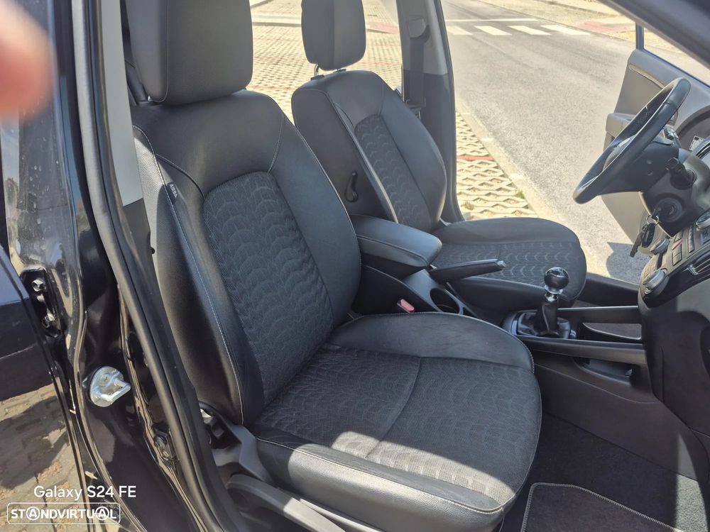 Kia Ceed SW 1.6 CRDi ECO - 15