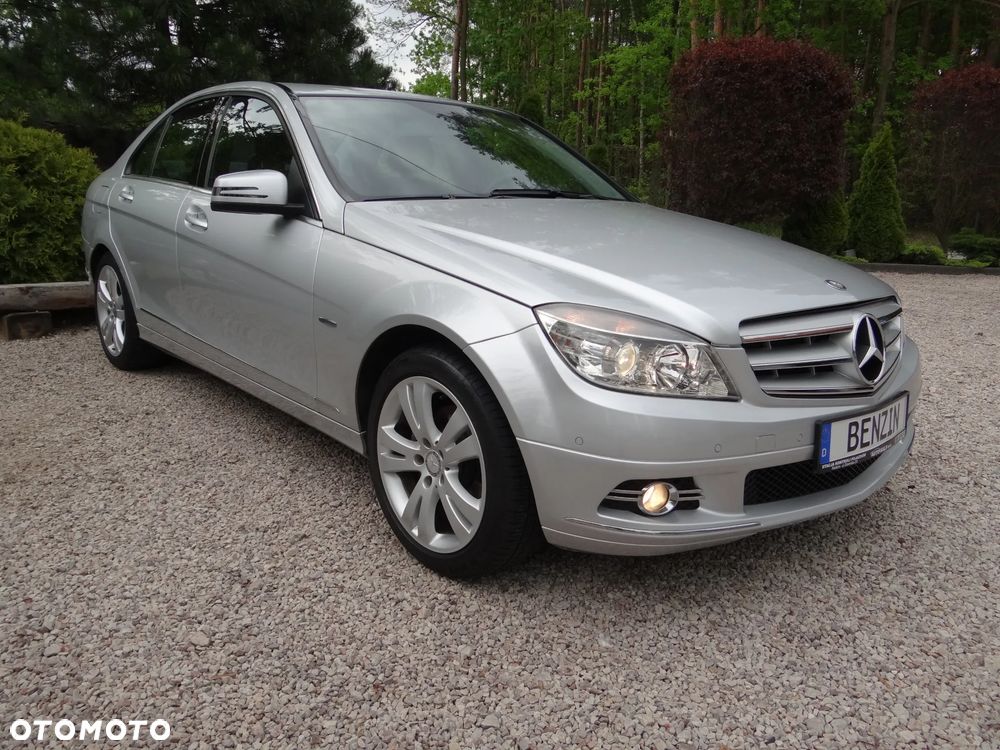 Mercedes-Benz Klasa C 180 BlueEFFICIENCY 7G-TRONIC Avantgarde - 1