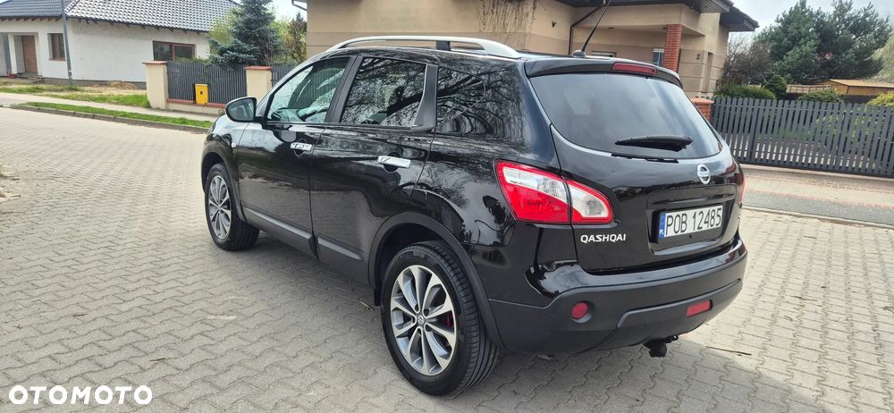 Nissan Qashqai 2.0 dCi 4 x 4 DPF tekna - 14