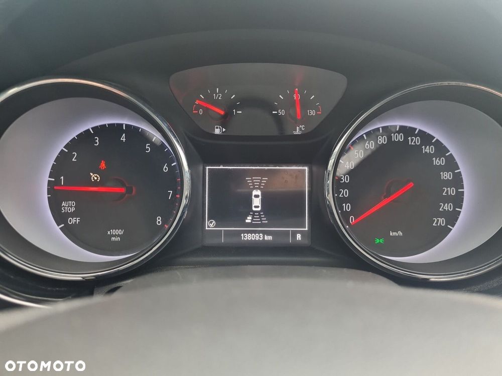 Opel Astra 1.4 T Dynamic S&S - 18