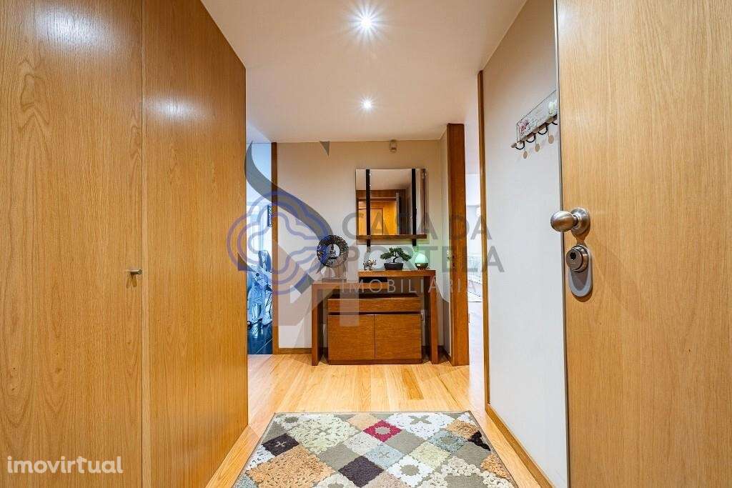 Excelente T2+1 centro coimbrões - Grande imagem: 2/49