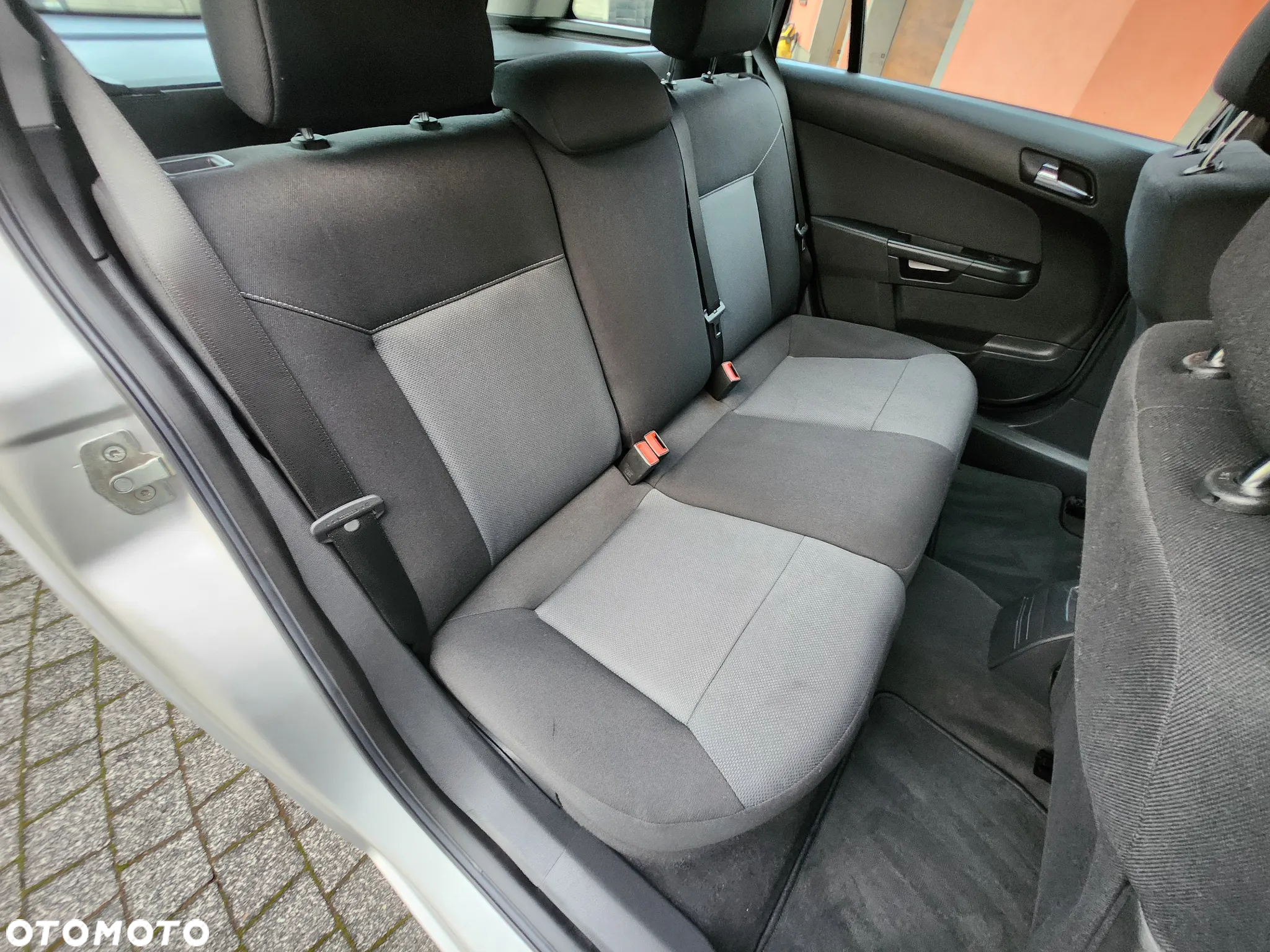 Opel Astra - 9