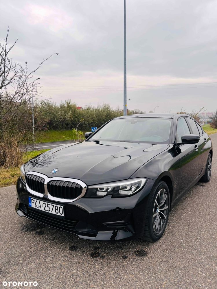 BMW Seria 3 318d - 1