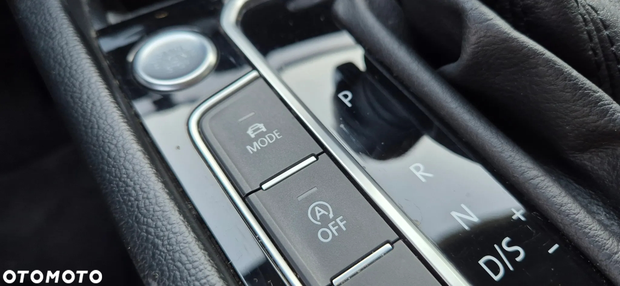 Volkswagen Passat 2.0 TDI 4Mot Elegance DSG - 22