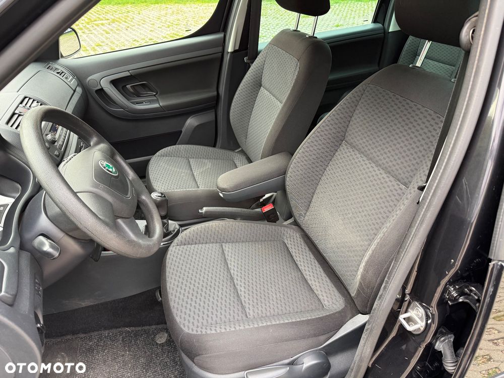 Skoda Roomster 1.2 TSI Ambition PLUS EDITION - 22