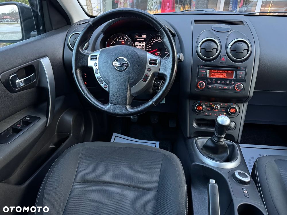 Nissan Qashqai 2.0 4x4 Tekna - 21