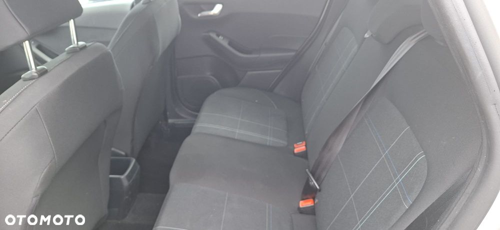 Ford Fiesta 1.1 S&S COOL&CONNECT - 14