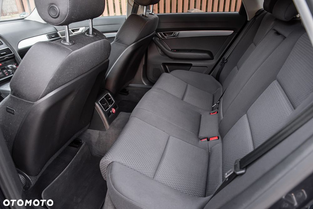 Audi A6 Avant - 25