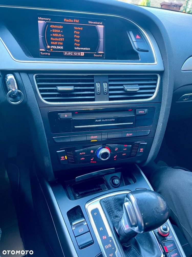 Audi A4 Avant 2.0 TDI DPF clean diesel multitronic Attraction - 13