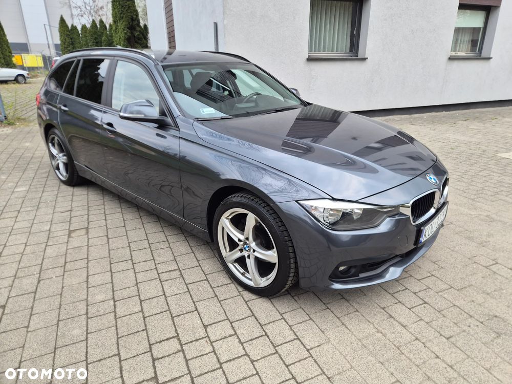 BMW Seria 3 316d Luxury Line - 3