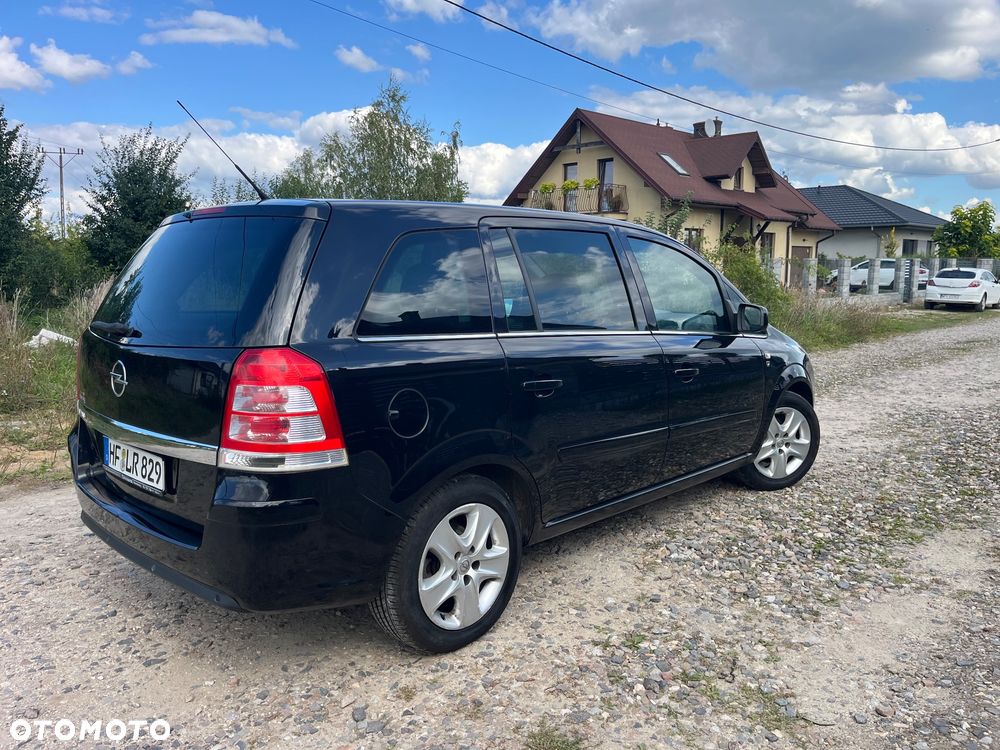 Opel Zafira 1.8 Edition 111 Jahre - 13