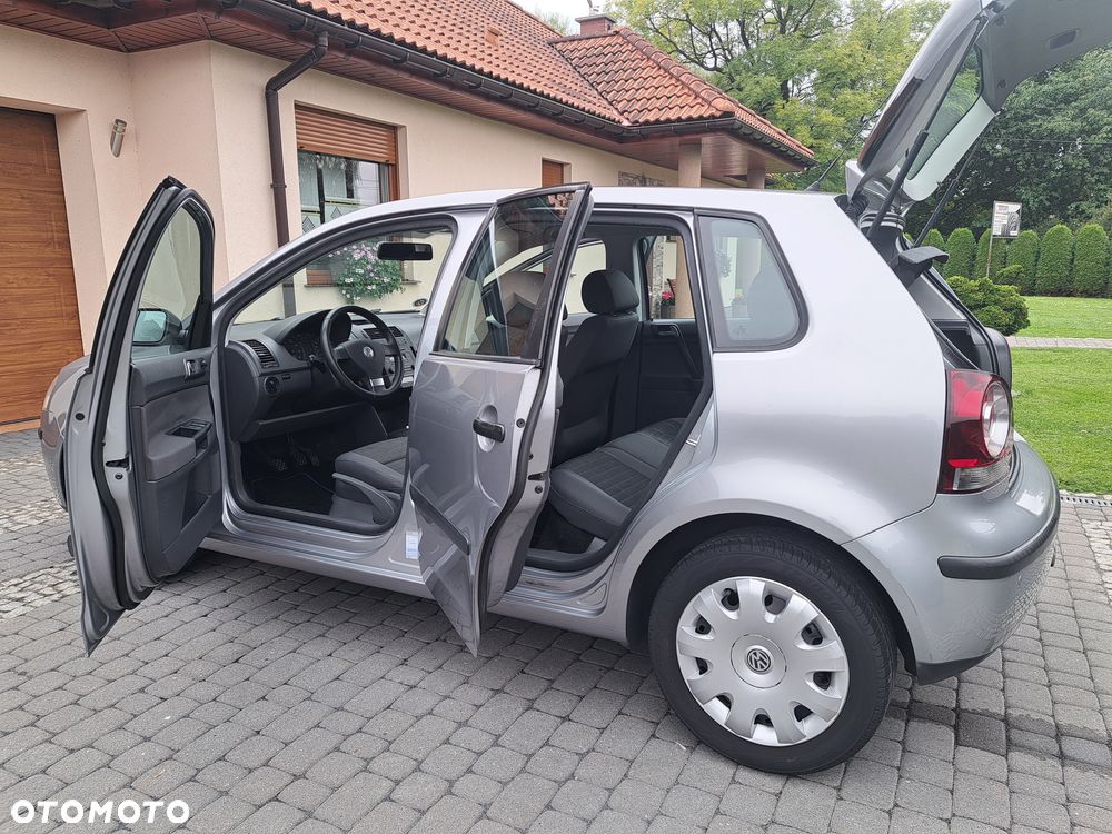 Volkswagen Polo 1.4 Tour Edition - 32
