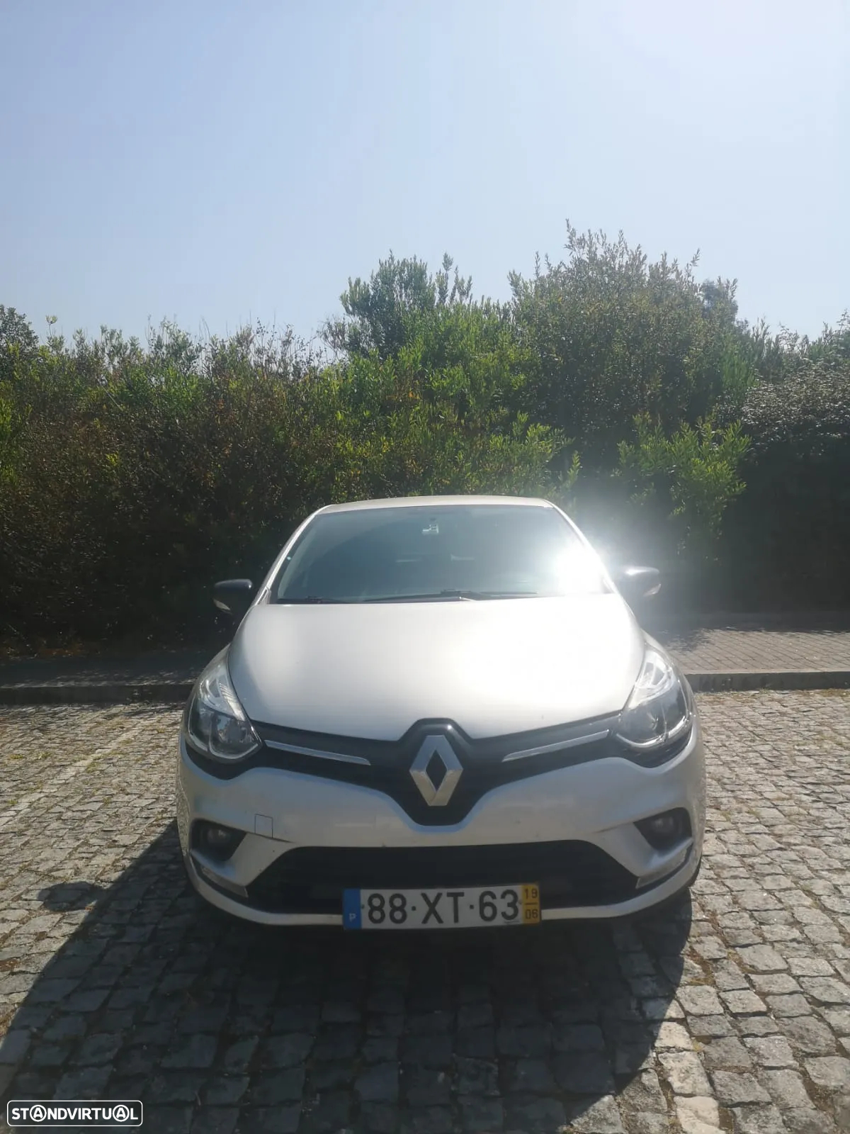 Renault Clio 0.9 TCe Limited Bi-Fuel - 4